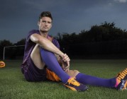 爱游戏|此球只应天上有！登贝莱凌波微步戏耍整条防线，世纪进球震撼日耳曼