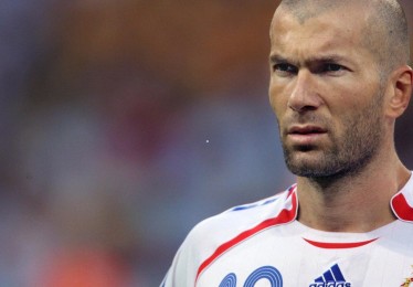 爱游戏官网：名记曝水晶宫换帅计划启动，伊劳拉成格拉斯纳继任者头号目标